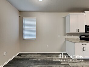 6827 Freedom Hills in San Antonio, TX - Building Photo - Building Photo