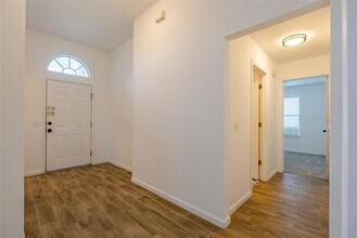 906 Moon Glow Dr in Leander, TX - Building Photo - Building Photo