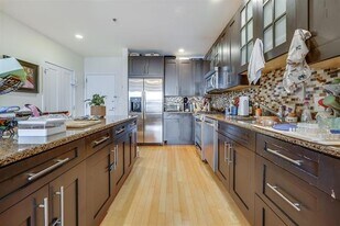 1125 Maxwell Ln in Hoboken, NJ - Building Photo