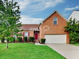 1828 Annalee Dr in Nashville, TN - Building Photo