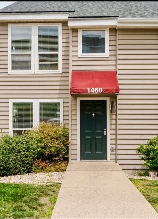 1460 Devon Ln in Harrisonburg, VA - Building Photo