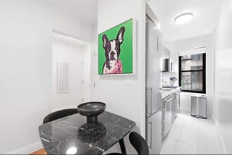 10 Downing St in New York, NY - Building Photo - Building Photo