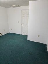 310 6th St, Unit 1 in Idaho Falls, ID - Foto de edificio - Building Photo