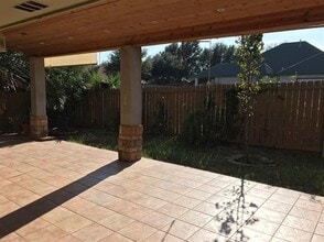 316 Cinnamon Teal Loop in Laredo, TX - Building Photo - Building Photo