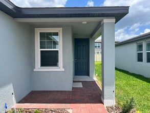 6044 Bimini Ave in Haines City, FL - Building Photo - Building Photo