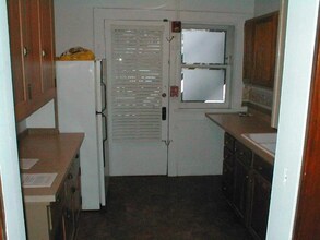 302 W Grand Ave, Unit 2 in Dayton, OH - Foto de edificio - Building Photo