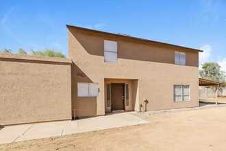 1420 E Topeka Dr in Phoenix, AZ - Building Photo - Building Photo