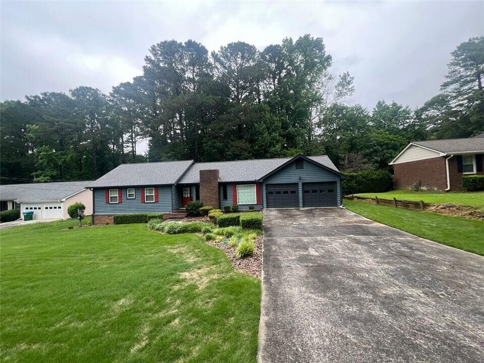 554 Cana Of Galilee Ct in Tucker, GA - Building Photo