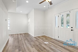 113 Earle Taylor Ln in Ocean Springs, MS - Building Photo - Building Photo