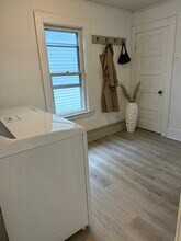 1825 Clover Ave, Unit 2 in Cleveland, OH - Building Photo - Building Photo