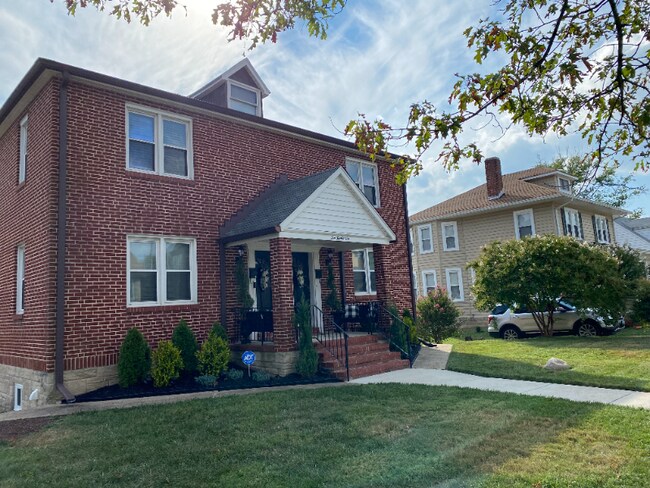 1026 S Beechfield Ave-Unit -B in Baltimore, MD - Building Photo - Building Photo