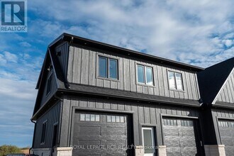213366 10 Line in Amaranth, ON - Building Photo - Building Photo