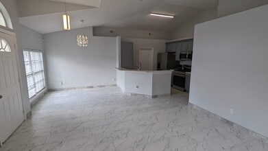 3048 Pineda Dr in Orlando, FL - Building Photo - Building Photo