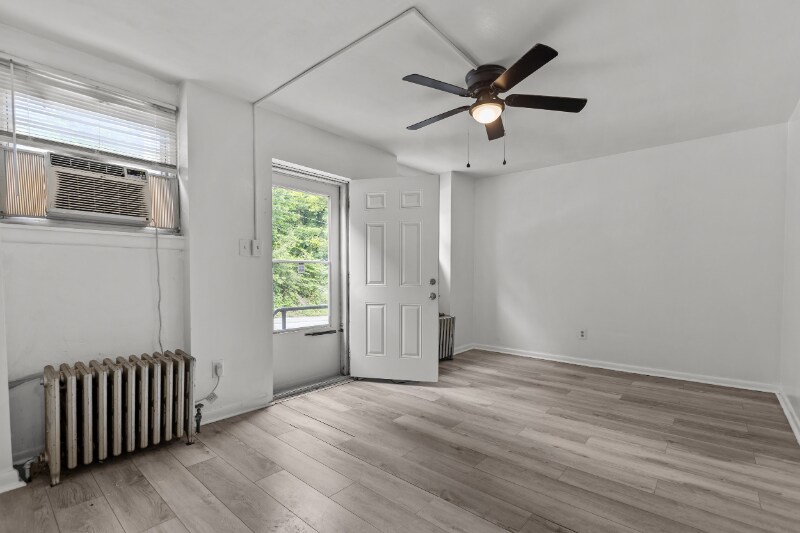1088 Milltown Rd in Verona, PA - Building Photo