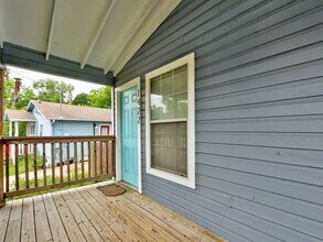 1422 Webberville Rd in Austin, TX - Building Photo - Building Photo