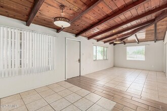 11441 W Lakeshore Dr in Youngtown, AZ - Building Photo - Building Photo