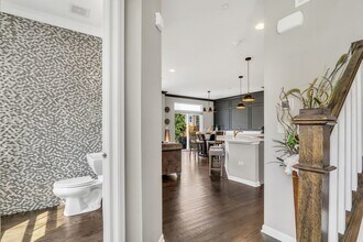 3227 N Heritage Ln in Arlington Heights, IL - Building Photo - Building Photo