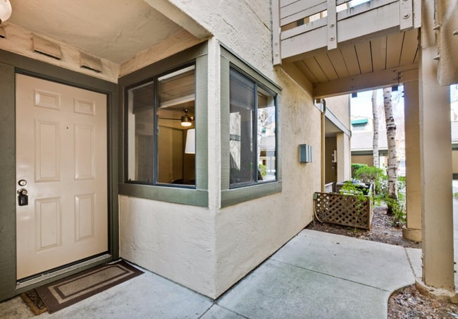 5194 Makati Cir in San Jose, CA - Building Photo - Building Photo