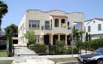 1663-1669 Westmoreland Blvd in Los Angeles, CA - Building Photo