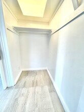 128 Elm Ave, Unit 2 in Long Beach, CA - Foto de edificio - Building Photo