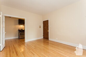 435 W Surf St in Chicago, IL - Building Photo - Building Photo