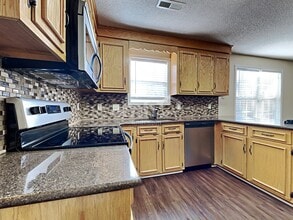 110 Holbrook Ln in Goose Creek, SC - Building Photo - Building Photo