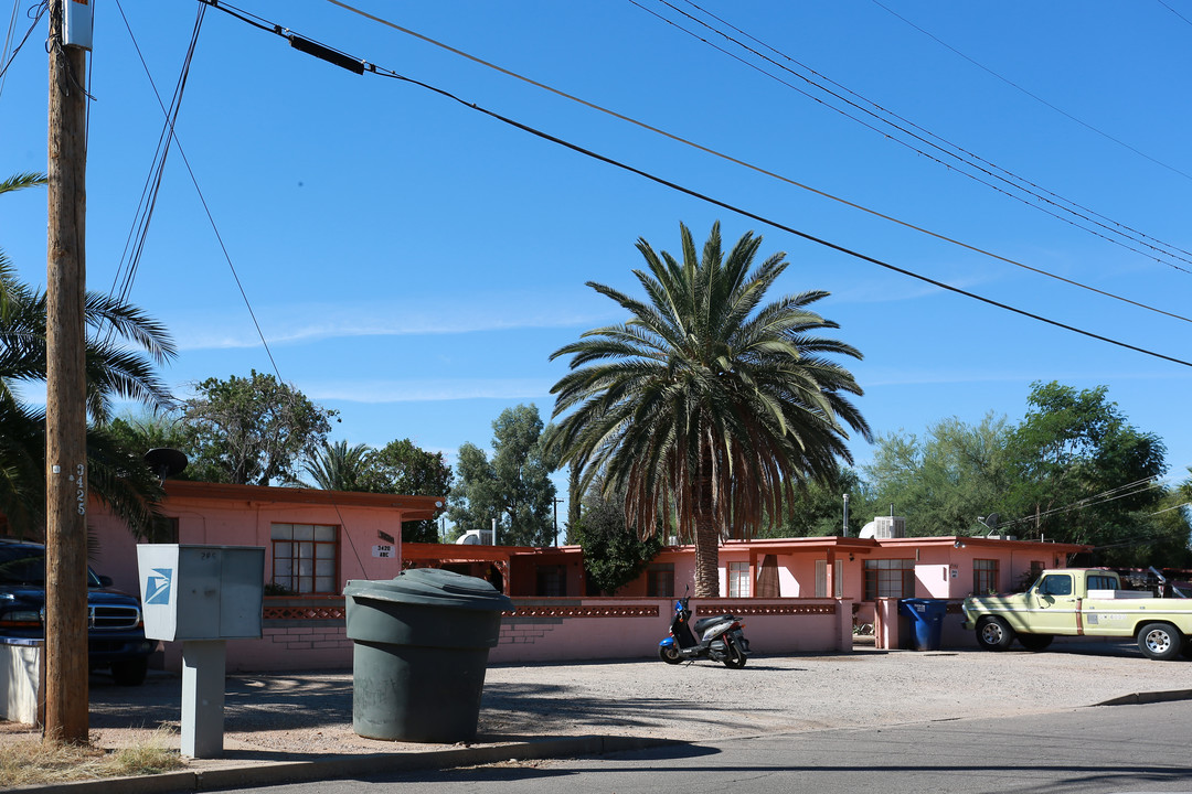 3414-3420 E Willard Ave in Tucson, AZ - Building Photo