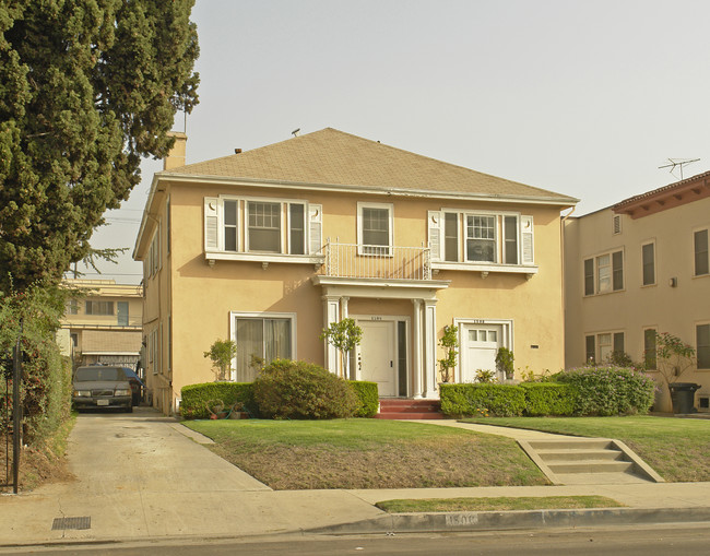 DUPLEX in Los Angeles, CA - Building Photo - Building Photo