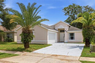 2537 Chatham Cir in Kissimmee, FL - Building Photo