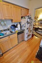 589 Beacon St, Unit 4 in Boston, MA - Building Photo - Building Photo