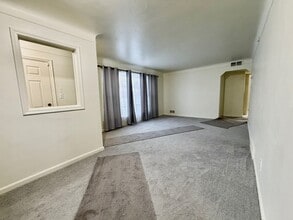 3114 Cherokee Ave in Flint, MI - Building Photo - Building Photo