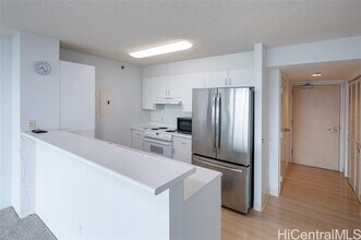 1450 Young St in Honolulu, HI - Building Photo - Building Photo