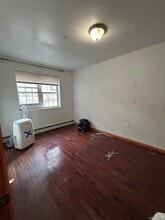 43-22 Robinson St in Queens, NY - Building Photo - Building Photo
