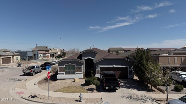 1180 Spofford Pl in El Paso, TX - Building Photo - Building Photo
