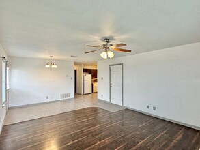 4304 Elms Run Cir in Killeen, TX - Building Photo - Building Photo