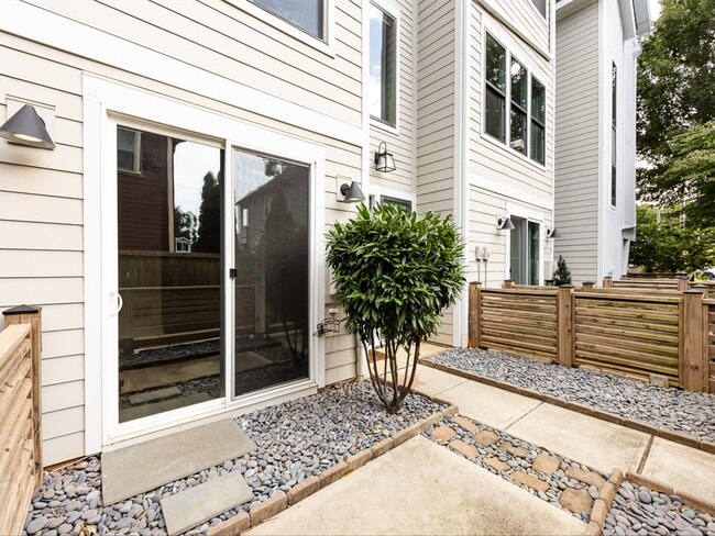 1207 E 36th St in Charlotte, NC - Building Photo - Building Photo