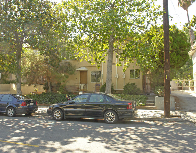 1343 N Gardner St in Los Angeles, CA - Building Photo - Building Photo