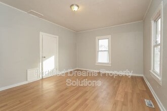 2001 Row St in Winston-Salem, NC - Building Photo - Building Photo