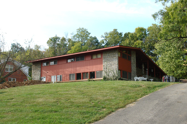 1920-1922 Cambridge Dr in Lexington, KY - Building Photo - Building Photo