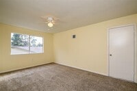 2110 Whiteback Dr photo'