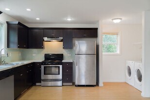 648 -702 Hudson St in Ithaca, NY - Building Photo