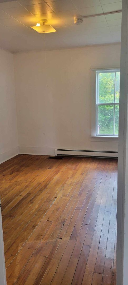 15 Hale St, Unit 2 in Randolph, VT - Building Photo - Building Photo
