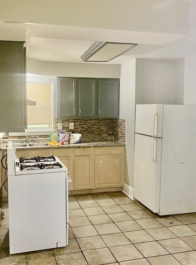 property at 10924 S Indiana Ave
