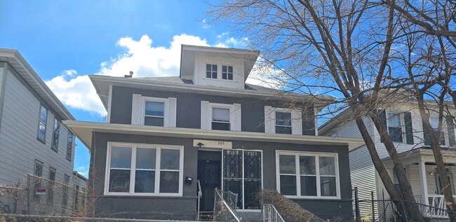 property at 309 E 11th St