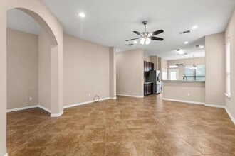 105 Keo Keo Dr in Bastrop, TX - Building Photo - Building Photo