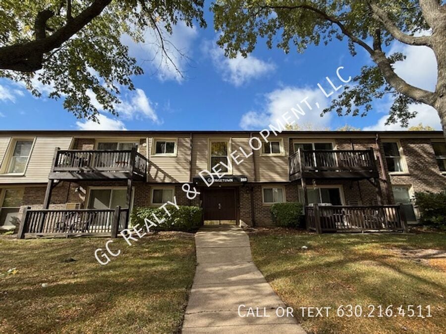 268 N Carter St in Palatine, IL - Building Photo