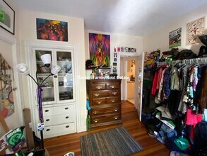 34 Darling St, Unit 2 in Boston, MA - Building Photo - Building Photo