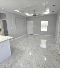 919 N Blair Ave-Unit -4 in Edinburg, TX - Building Photo - Building Photo
