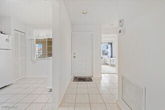 7707 Jewel Ln in Naples, FL - Building Photo - Building Photo
