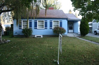 2726 W Garland Ave in Spokane, WA - Building Photo - Building Photo
